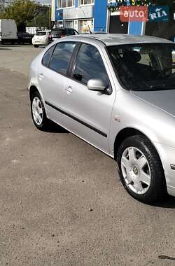 Хэтчбек SEAT Leon 2003 в Николаеве