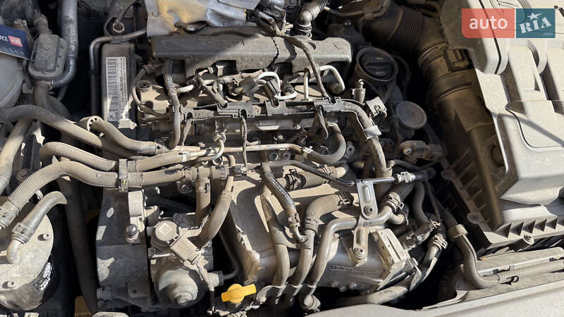 Универсал SEAT Leon 2014 в Новомосковске фото 16 Универсал SEAT Leon 2014 в Новомосковске