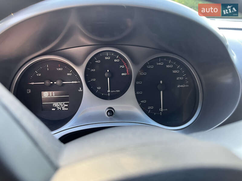 Хетчбек SEAT Leon 2009 в Павлограді фото 14 Хетчбек SEAT Leon 2009 в Павлограді