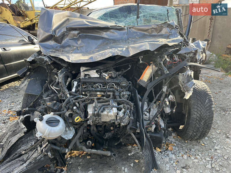 Хетчбек SEAT Leon 2015 в Києві фото 8 Хетчбек SEAT Leon 2015 в Києві