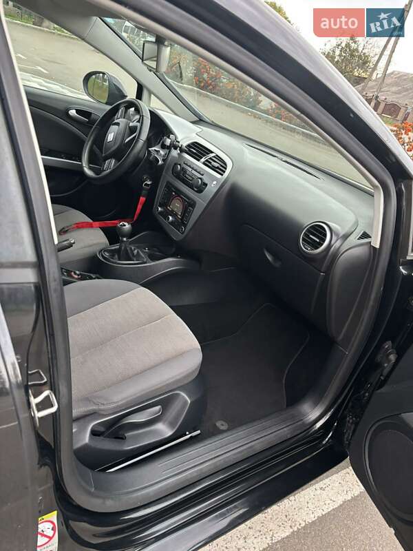 Хэтчбек SEAT Leon 2011 в Бородянке фото 7 Хэтчбек SEAT Leon 2011 в Бородянке