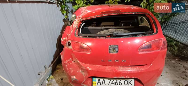 Хэтчбек SEAT Leon 2009 в Киеве