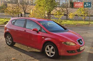 Хетчбек SEAT Leon 2008 в Києві