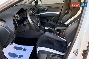 Хэтчбек SEAT Leon 2016 в Киеве