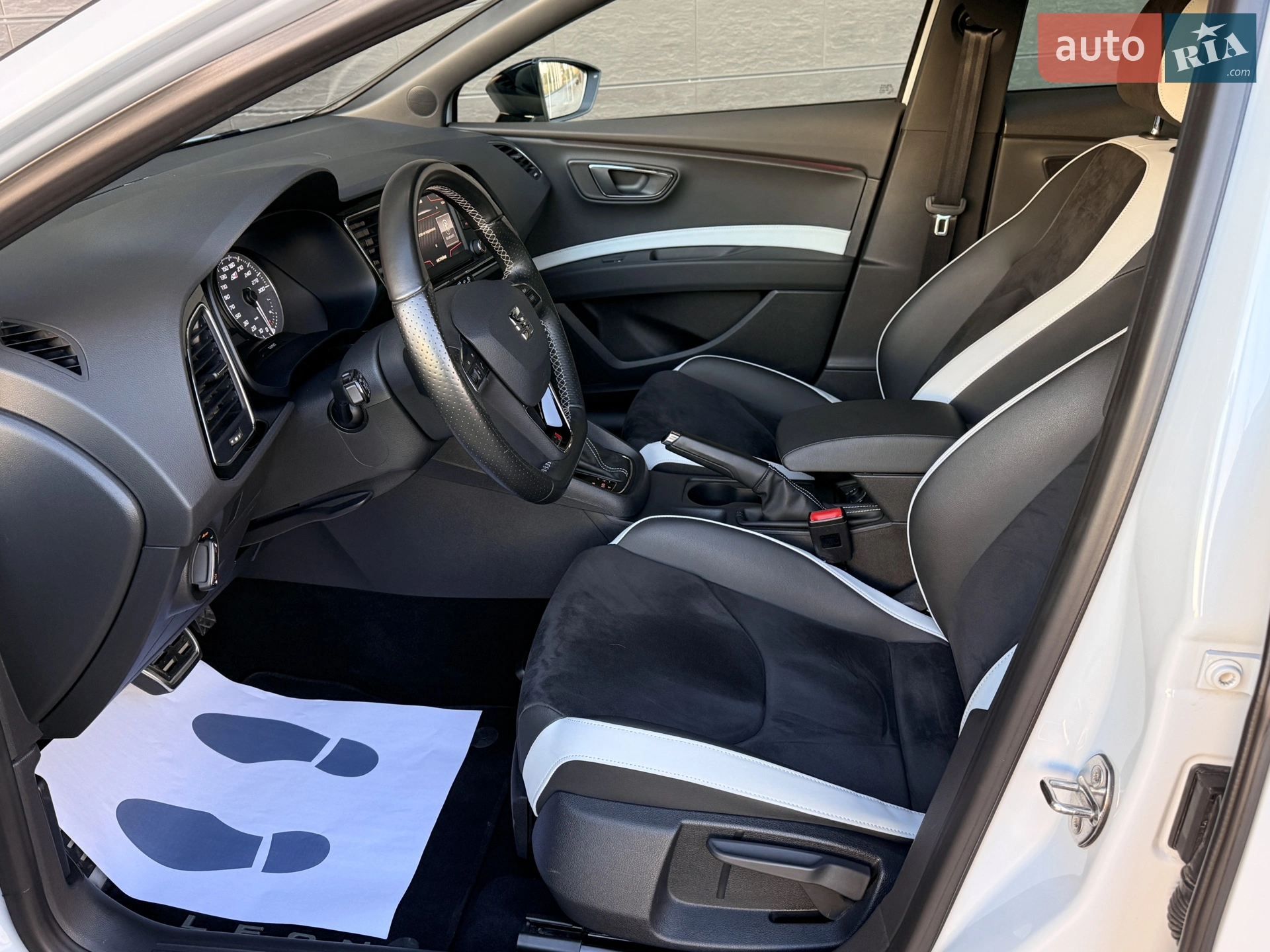 2016 SEAT Leon - мініатюра 28