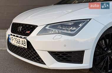 Хэтчбек SEAT Leon 2016 в Киеве