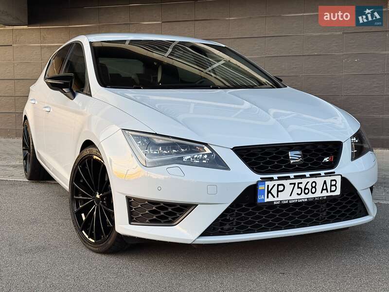 Хэтчбек SEAT Leon 2016 в Киеве фото 4 Хэтчбек SEAT Leon 2016 в Киеве