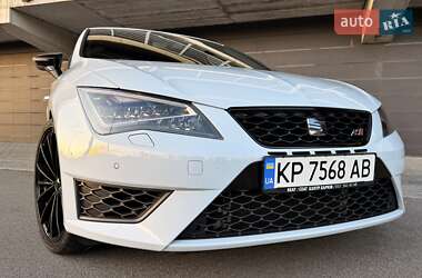 Хэтчбек SEAT Leon 2016 в Киеве
