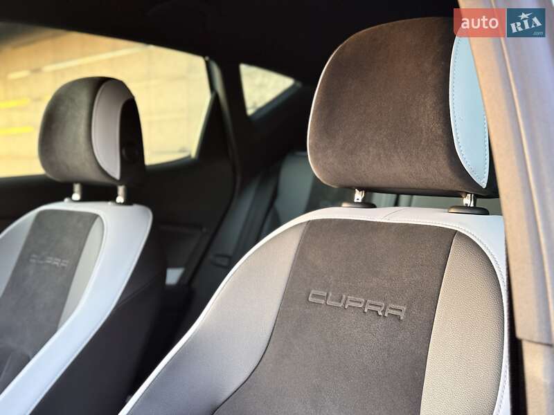 Хэтчбек SEAT Leon 2016 в Киеве фото 34 Хэтчбек SEAT Leon 2016 в Киеве