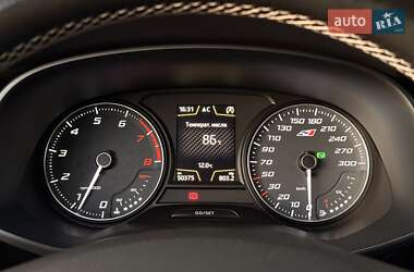 Хэтчбек SEAT Leon 2016 в Киеве