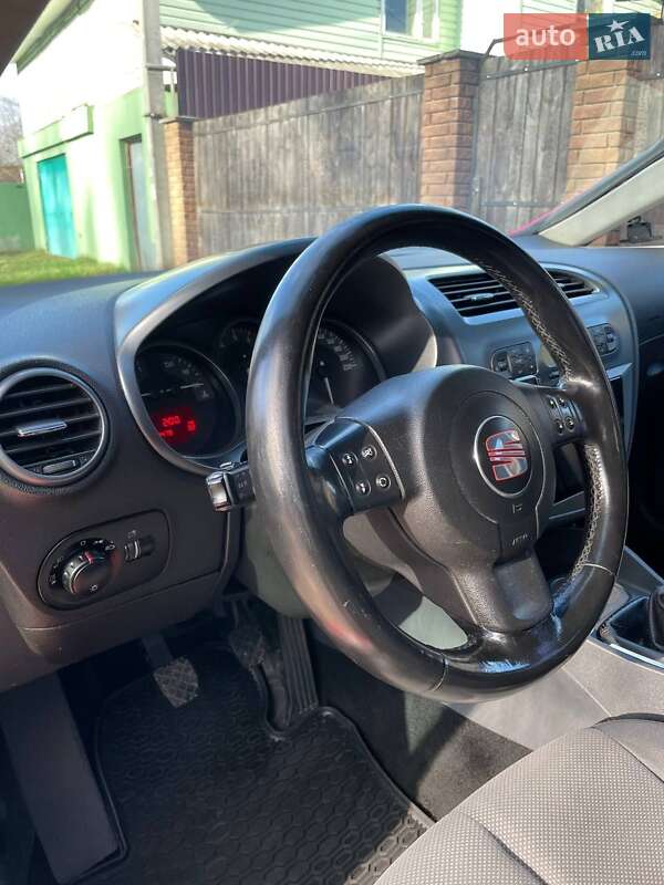 Хэтчбек SEAT Leon 2007 в Чернигове фото 2 Хэтчбек SEAT Leon 2007 в Чернигове