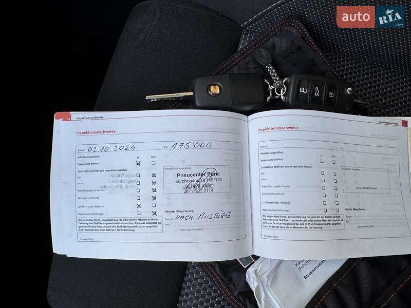 Хетчбек SEAT Leon 2010 в Луцьку