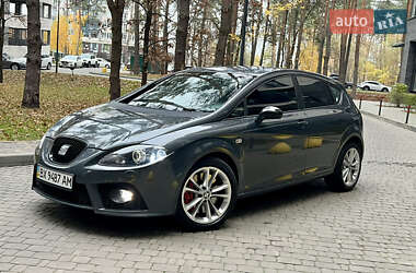 Хэтчбек SEAT Leon 2007 в Киеве
