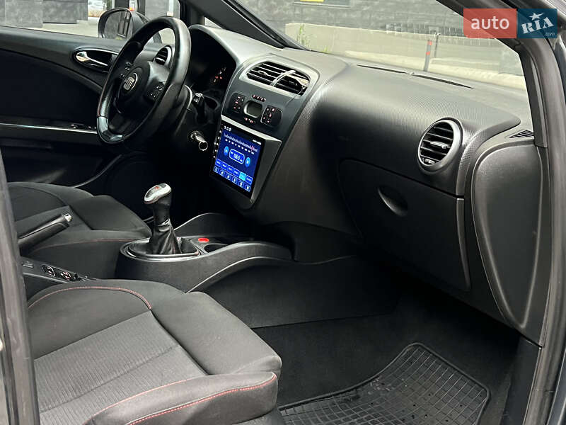 Хэтчбек SEAT Leon 2007 в Киеве фото 13 Хэтчбек SEAT Leon 2007 в Киеве