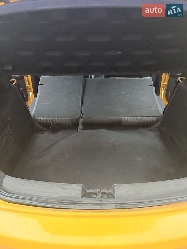 Хэтчбек SEAT Leon 2007 в Киеве