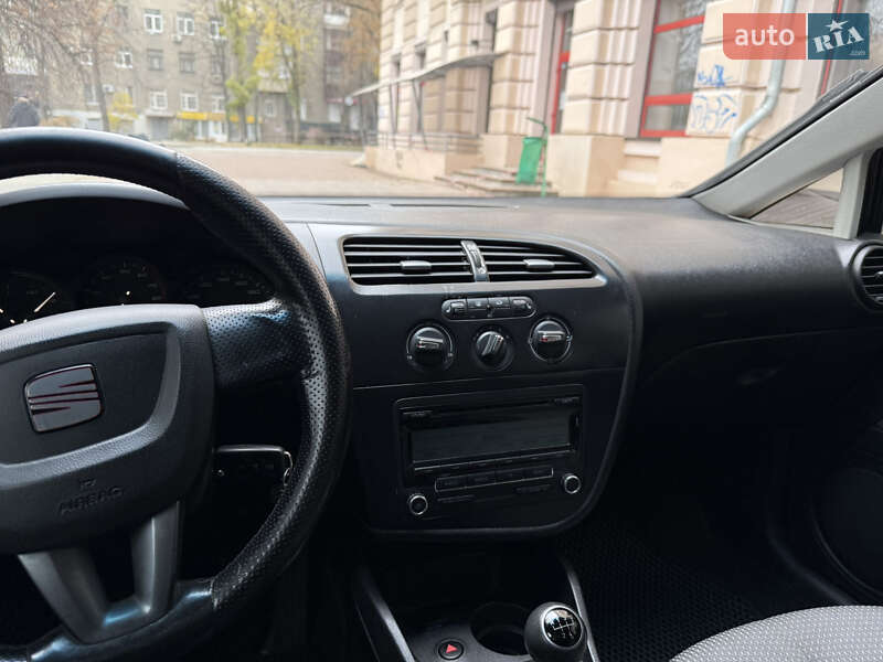 Хэтчбек SEAT Leon 2011 в Харькове фото 12 Хэтчбек SEAT Leon 2011 в Харькове