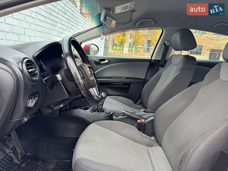 Хетчбек SEAT Leon 2011 в Києві фото 24 Хетчбек SEAT Leon 2011 в Києві