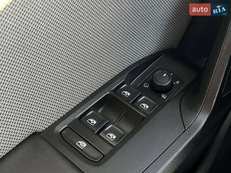 Универсал SEAT Leon 2022 в Луцке фото 64 Универсал SEAT Leon 2022 в Луцке