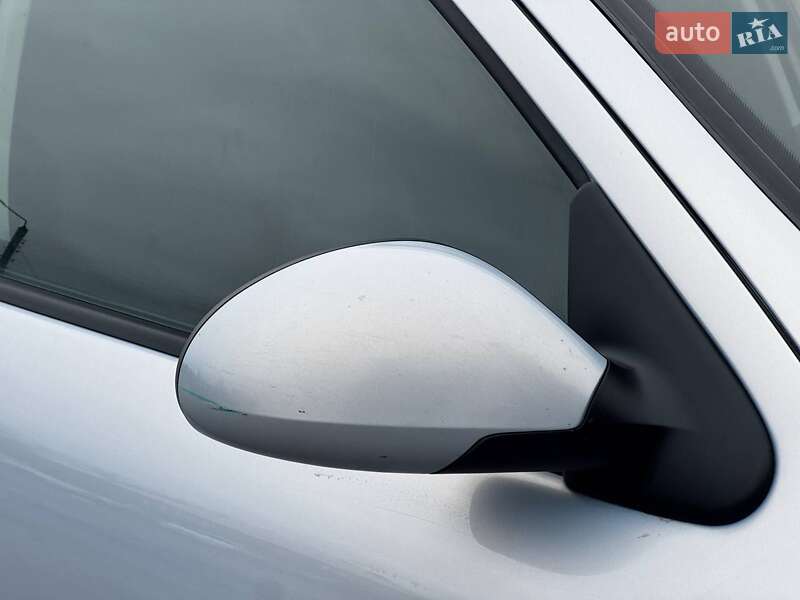 Хэтчбек SEAT Leon 2004 в Ахтырке фото 19 Хэтчбек SEAT Leon 2004 в Ахтырке