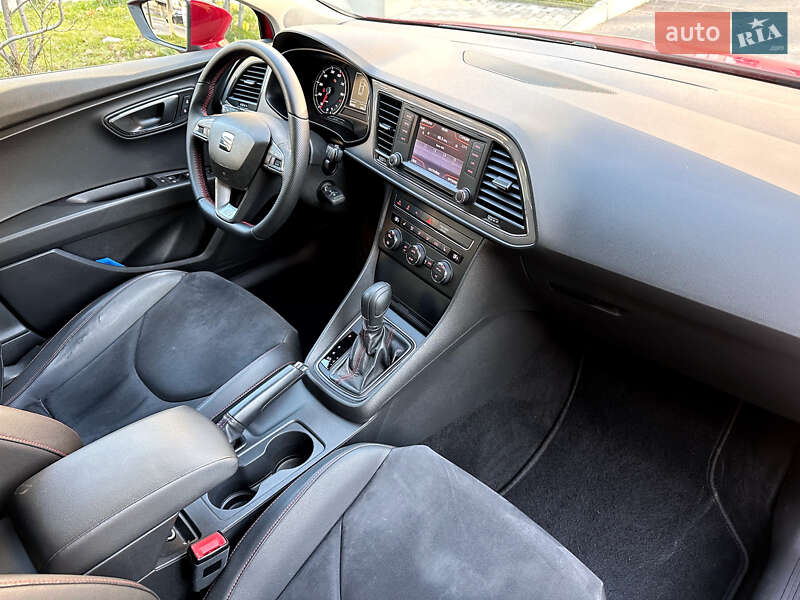 Хэтчбек SEAT Leon 2013 в Киеве фото 3 Хэтчбек SEAT Leon 2013 в Киеве