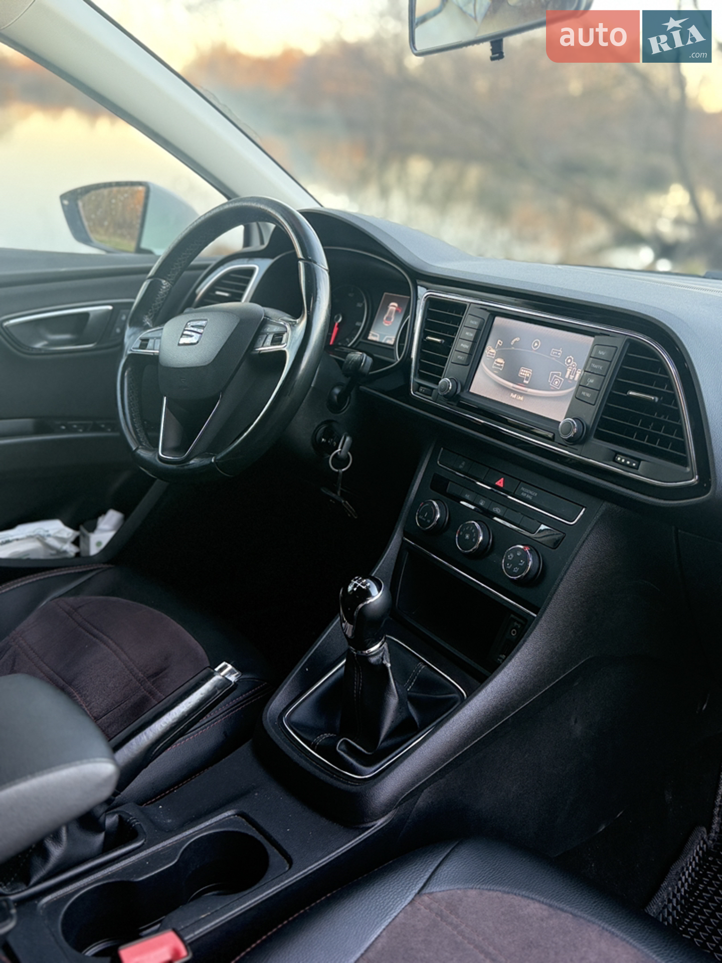 2016 SEAT Leon - мініатюра 16
