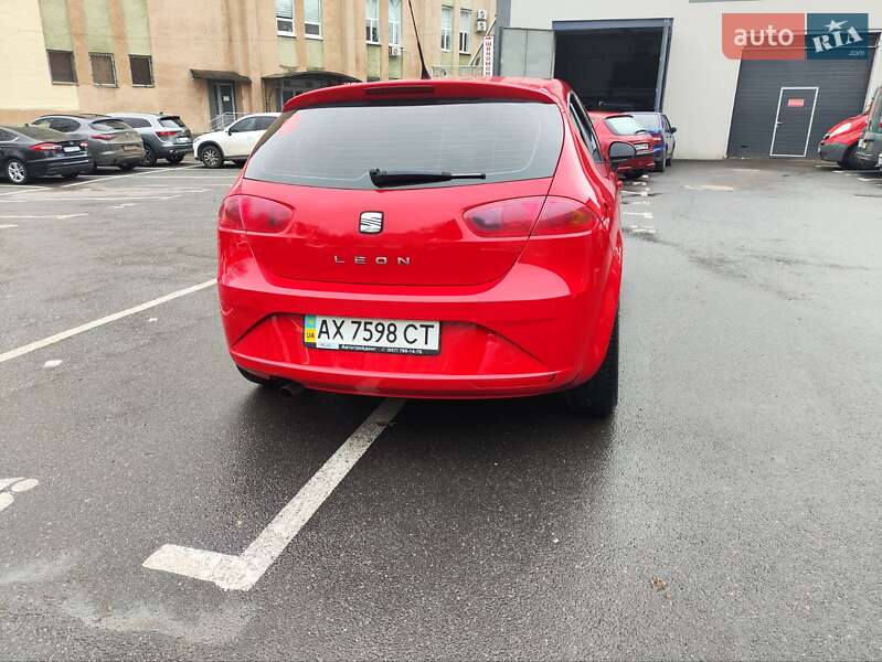 Хэтчбек SEAT Leon 2011 в Виннице