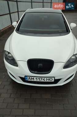 Хетчбек SEAT Leon 2010 в Малині
