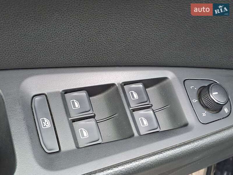 Універсал SEAT Leon 2014 в Одесі