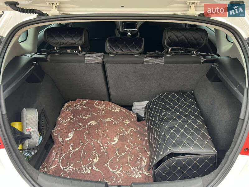 Хетчбек SEAT Leon 2009 в Івано-Франківську