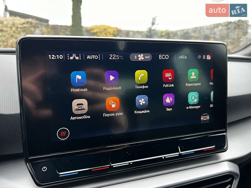 Хетчбек SEAT Leon 2020 в Стрию фото 57 Хетчбек SEAT Leon 2020 в Стрию