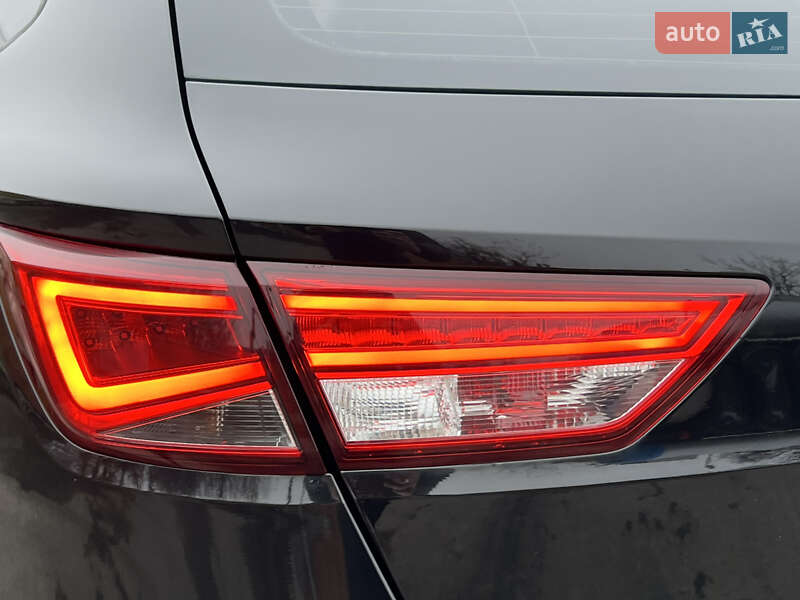 Універсал SEAT Leon 2016 в Дрогобичі