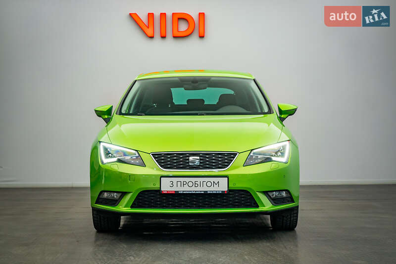 Хэтчбек SEAT Leon 2016 в Киеве
