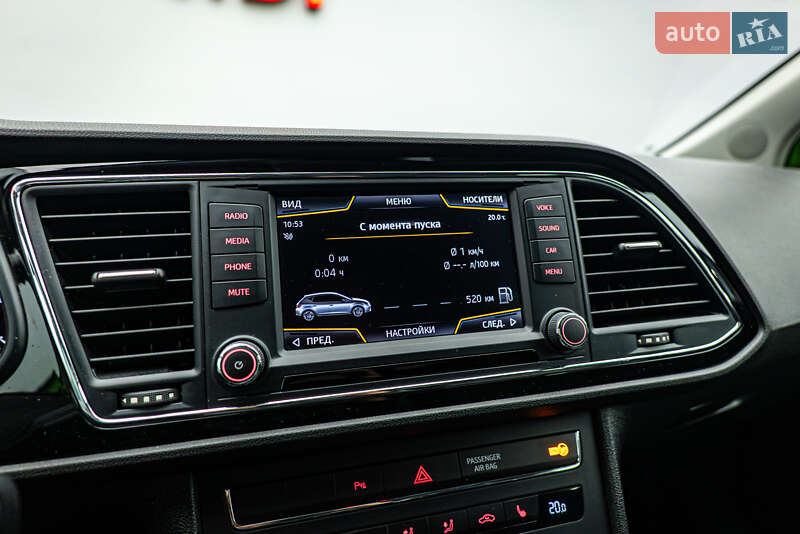 Хэтчбек SEAT Leon 2016 в Киеве