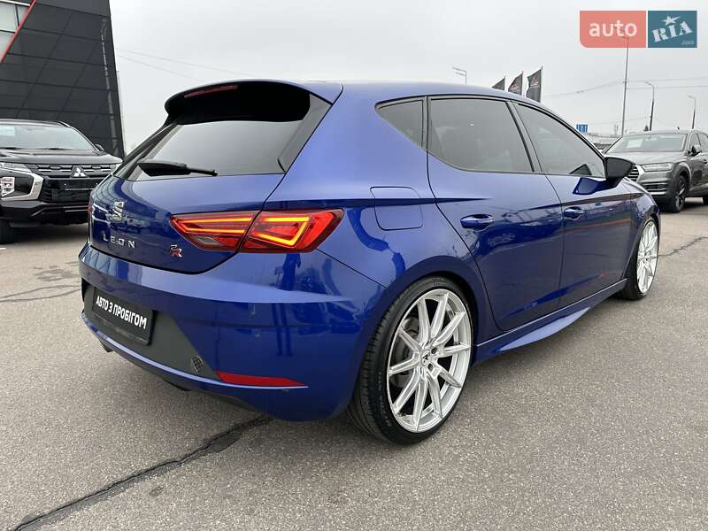 Хэтчбек SEAT Leon 2018 в Киеве фото 7 Хэтчбек SEAT Leon 2018 в Киеве