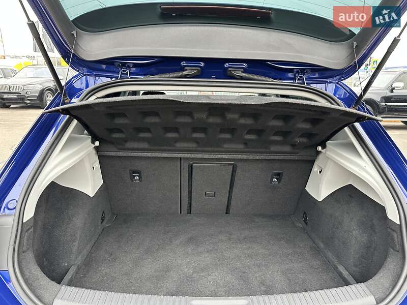 Хэтчбек SEAT Leon 2018 в Киеве фото 9 Хэтчбек SEAT Leon 2018 в Киеве