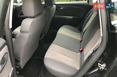 Хэтчбек SEAT Leon 2010 в Львове