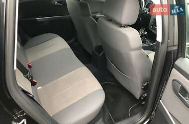 Хэтчбек SEAT Leon 2010 в Львове