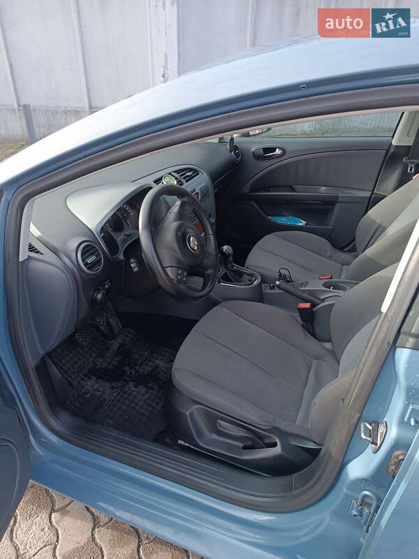 Хэтчбек SEAT Leon 2006 в Стрые фото 13 Хэтчбек SEAT Leon 2006 в Стрые