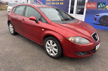 Хетчбек SEAT Leon 2008 в Києві