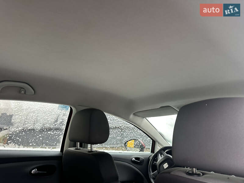 Хэтчбек SEAT Leon 2009 в Нежине фото 28 Хэтчбек SEAT Leon 2009 в Нежине