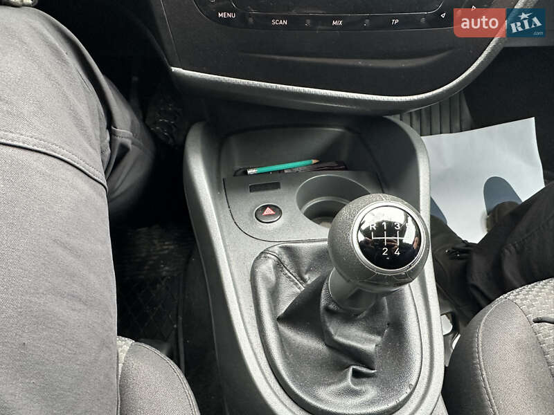 Хэтчбек SEAT Leon 2009 в Нежине фото 34 Хэтчбек SEAT Leon 2009 в Нежине