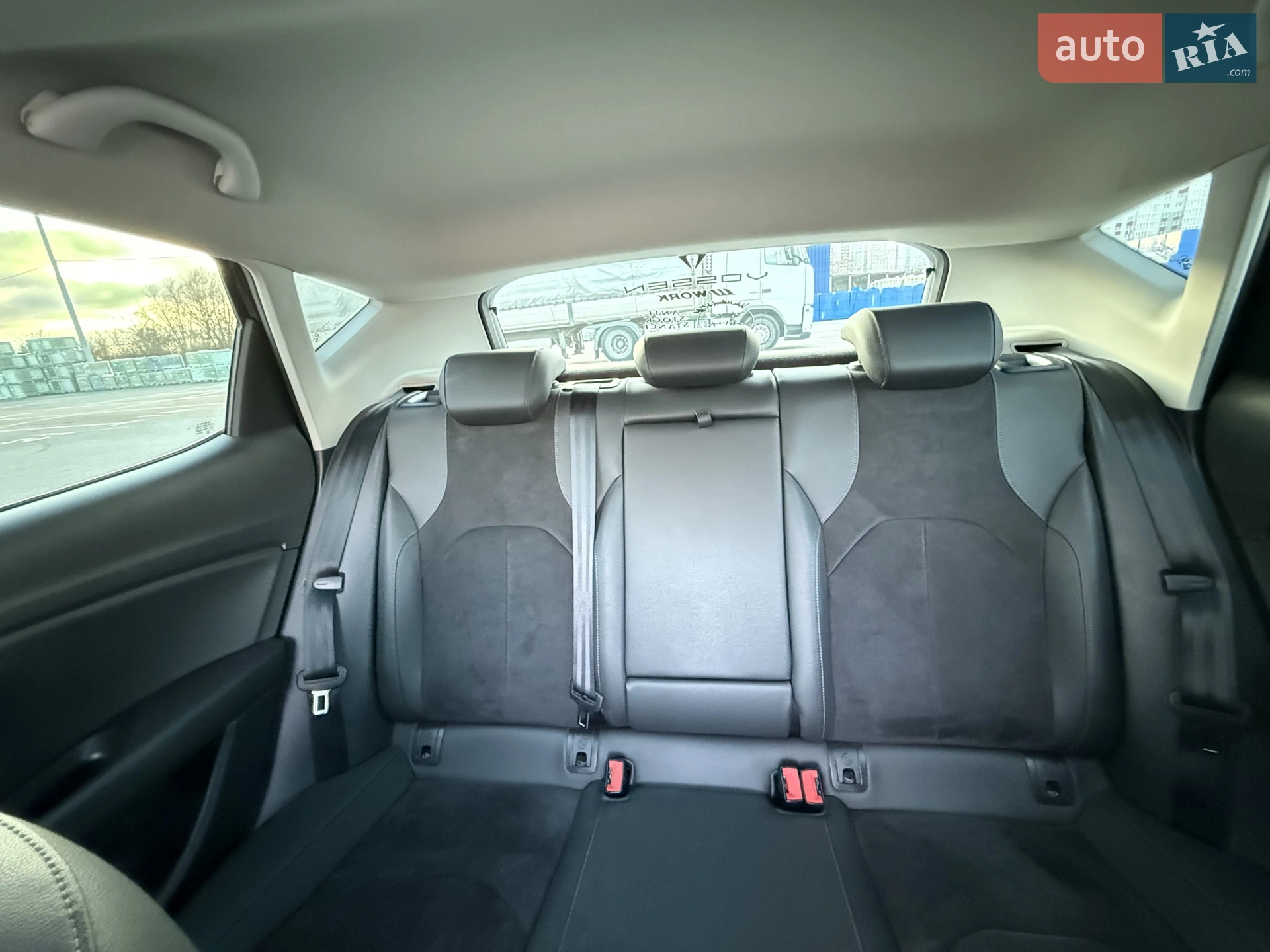 2017 SEAT Leon - мініатюра 16