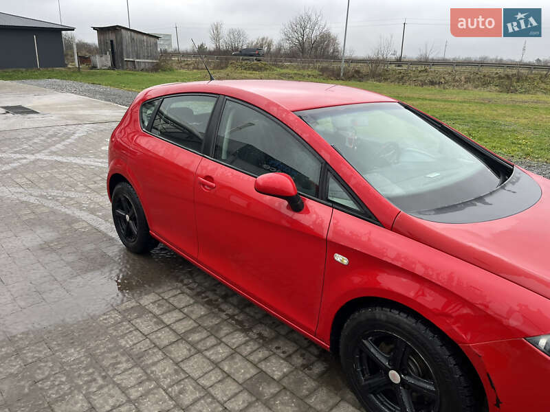 Хэтчбек SEAT Leon 2006 в Буске фото 9 Хэтчбек SEAT Leon 2006 в Буске