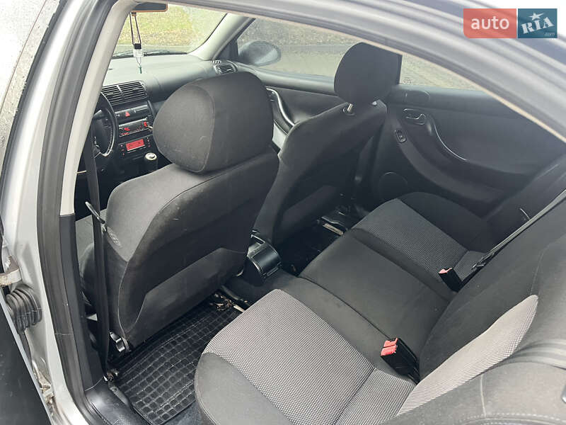 Хетчбек SEAT Leon 2004 в Миргороді фото 17 Хетчбек SEAT Leon 2004 в Миргороді
