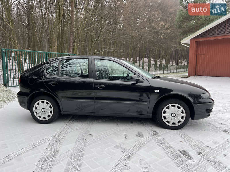 Хетчбек SEAT Leon 2001 в Львові