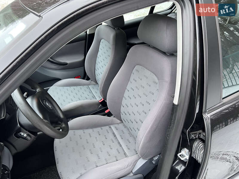 Хетчбек SEAT Leon 2001 в Львові