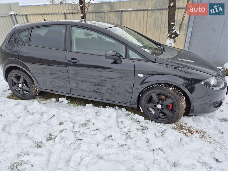 Хетчбек SEAT Leon 2007 в Харкові