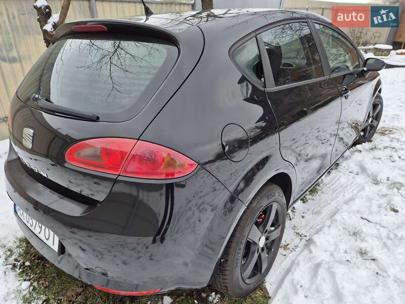 Хетчбек SEAT Leon 2007 в Харкові