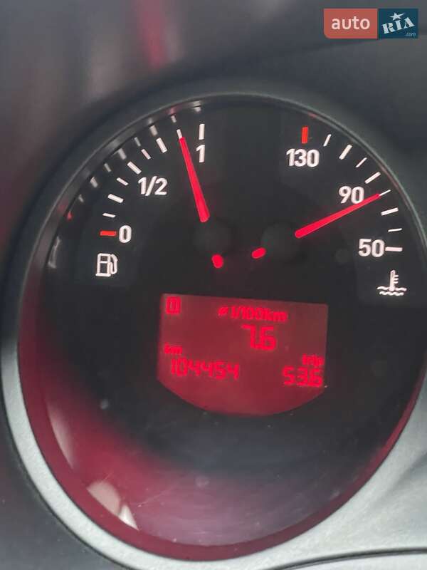 Хетчбек SEAT Leon 2008 в Києві