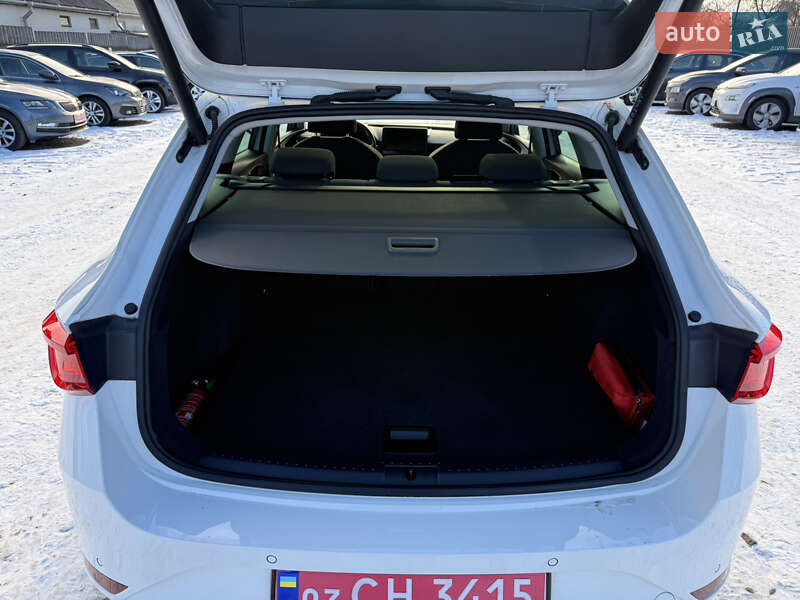 Універсал SEAT Leon 2022 в Луцьку